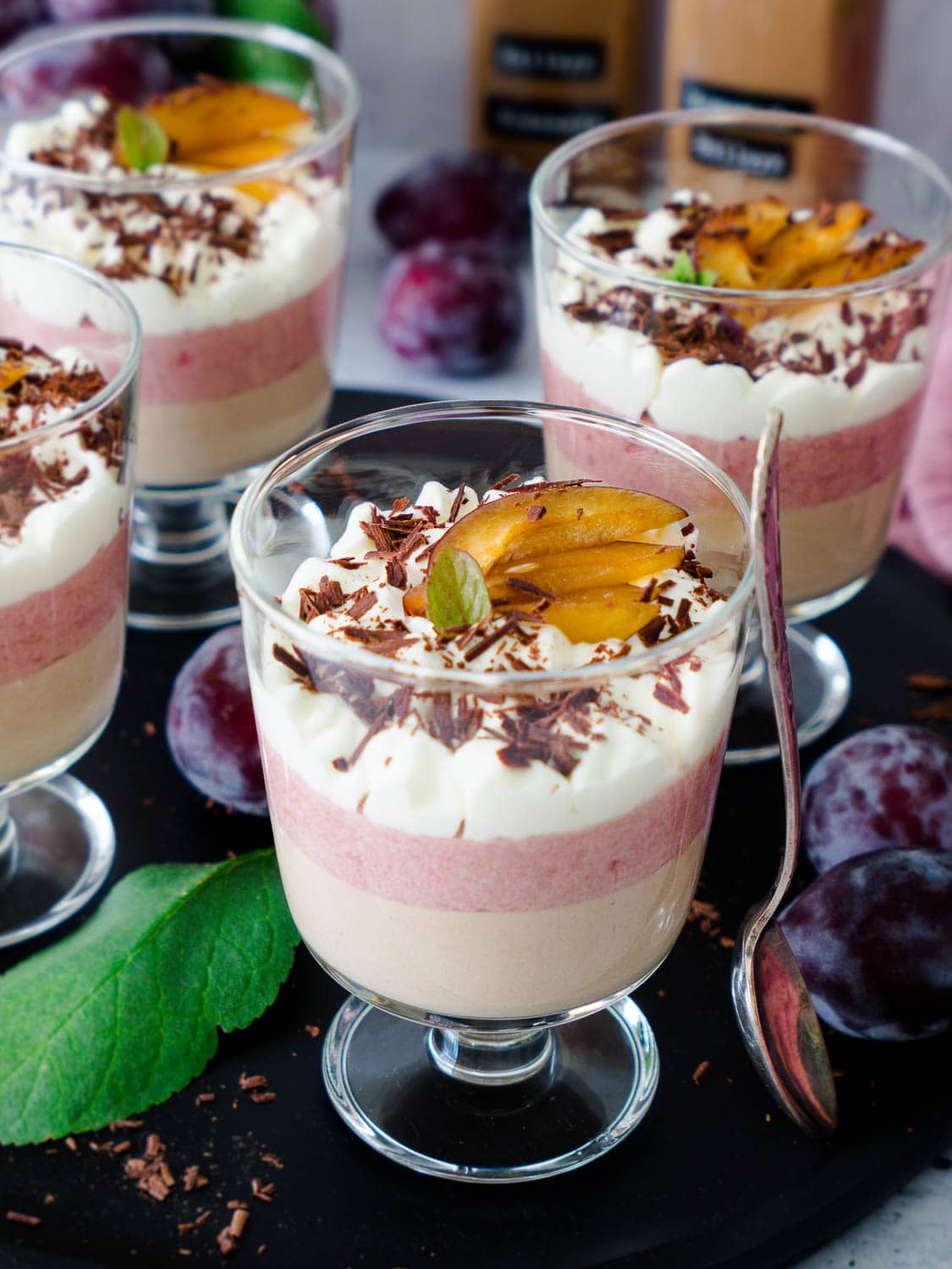 Baileys Rotwein-Zwetschgen Mousse ohne Gelatine - Dinkelliebe