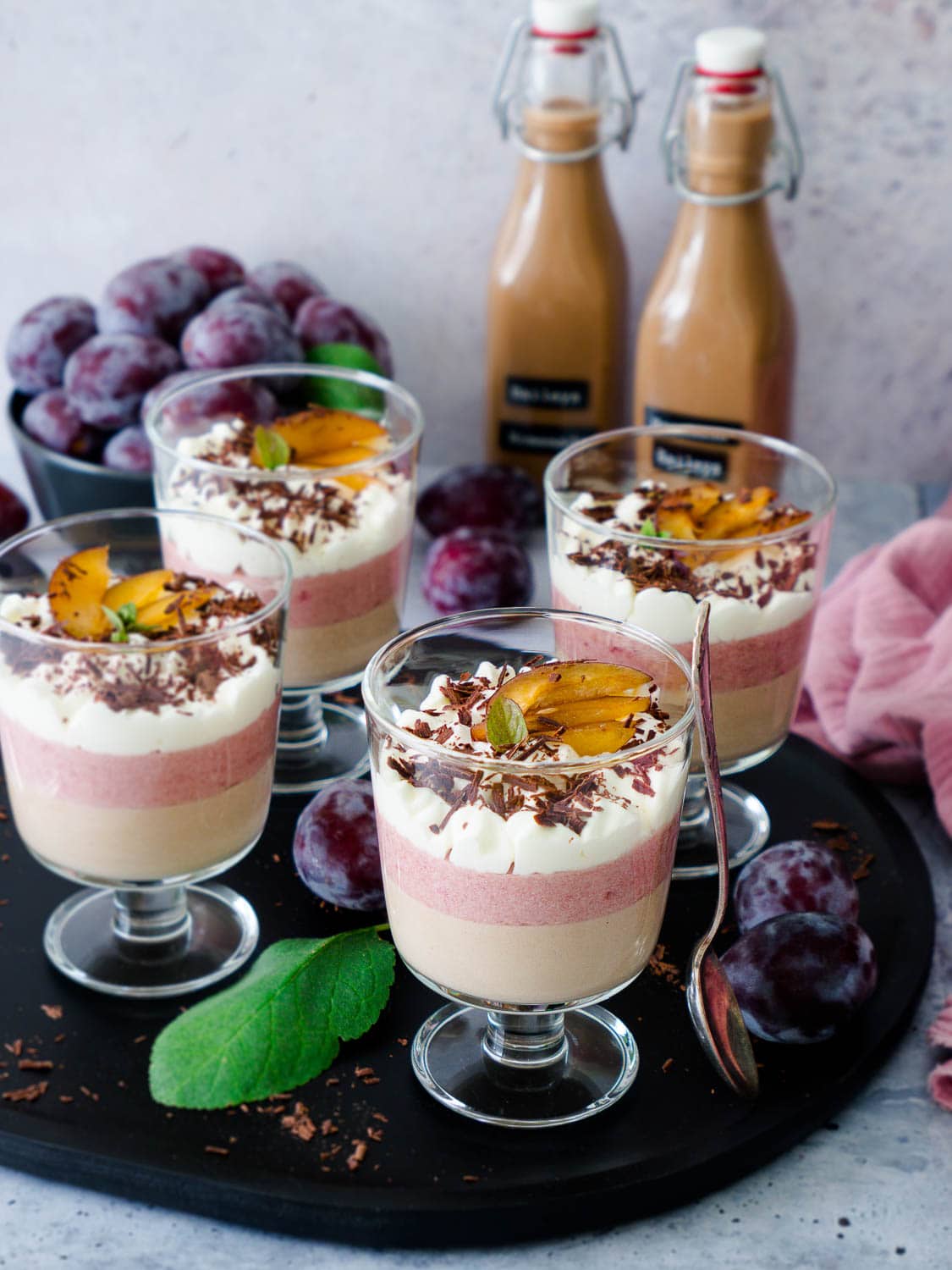 Baileys Rotwein-Zwetschgen Mousse ohne Gelatine - Dinkelliebe