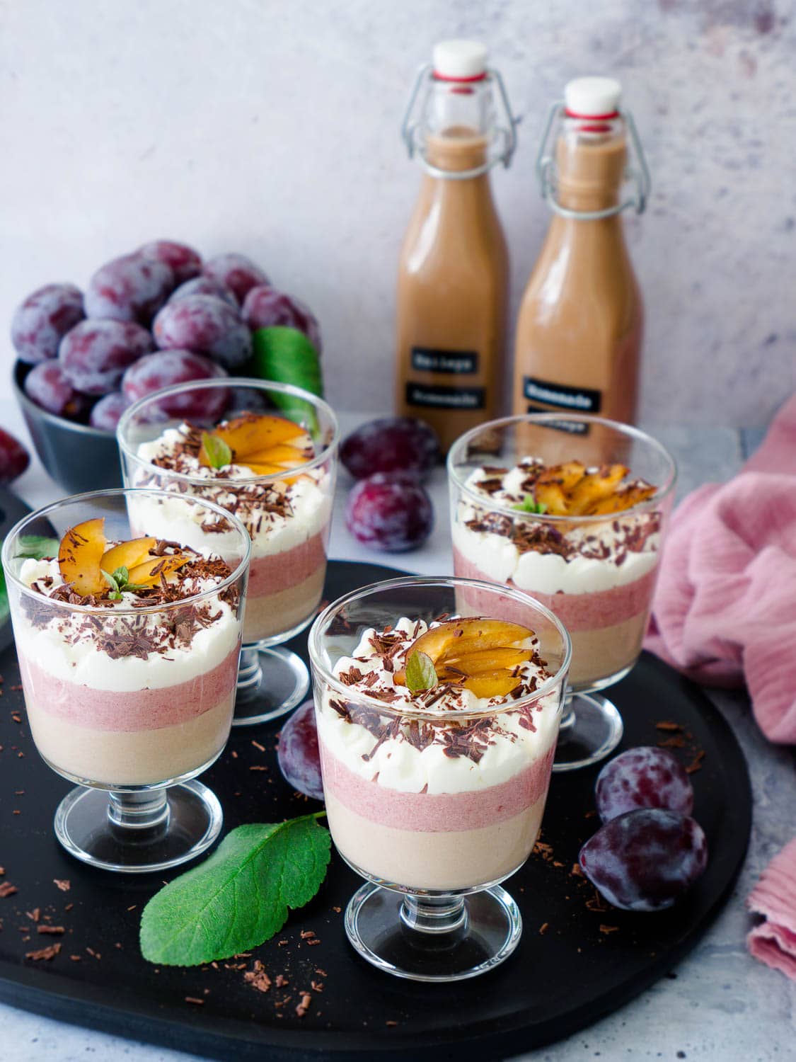 Baileys Rotwein-Zwetschgen Mousse ohne Gelatine - Dinkelliebe