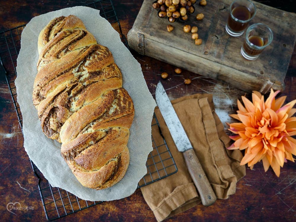 Besoffener No Knead Brioche-Nusszopf