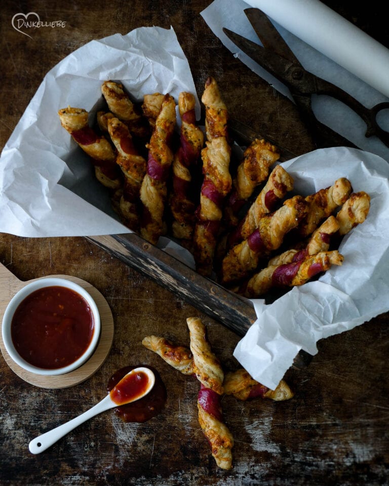 Cheesy Bacon Crispy Twists