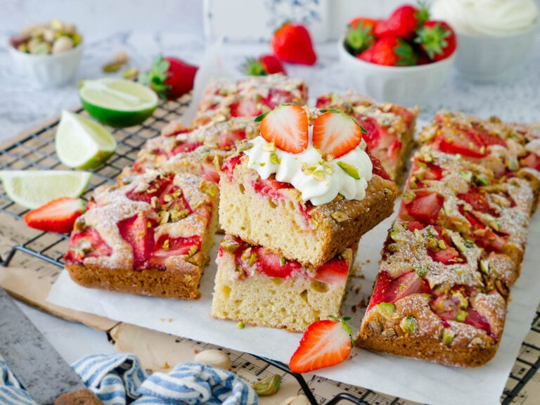 Dinkel Erdbeer-Limettenkuchen