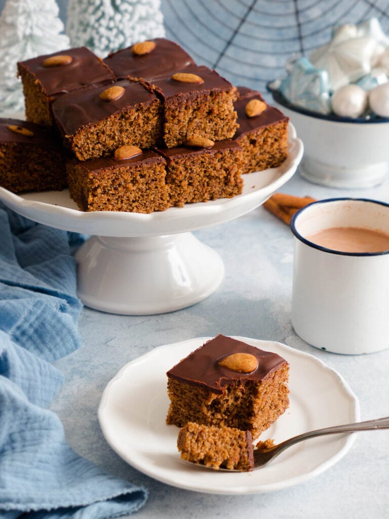 Dinkel-Pfefferkuchen vom Blech backen