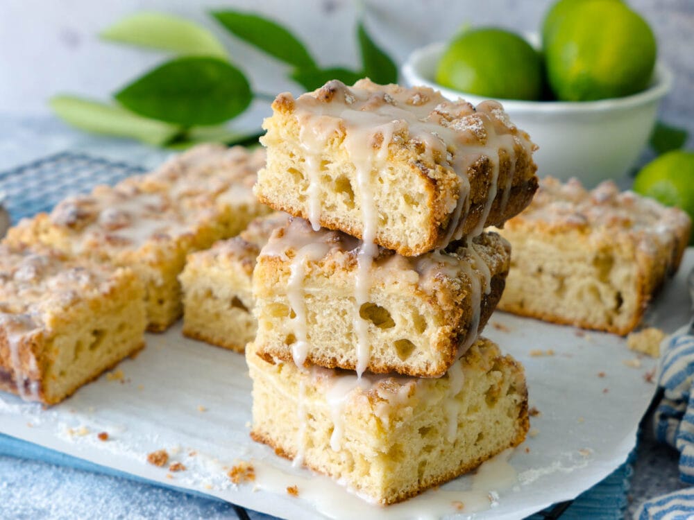 Dinkel Limetten-Streuselkuchen