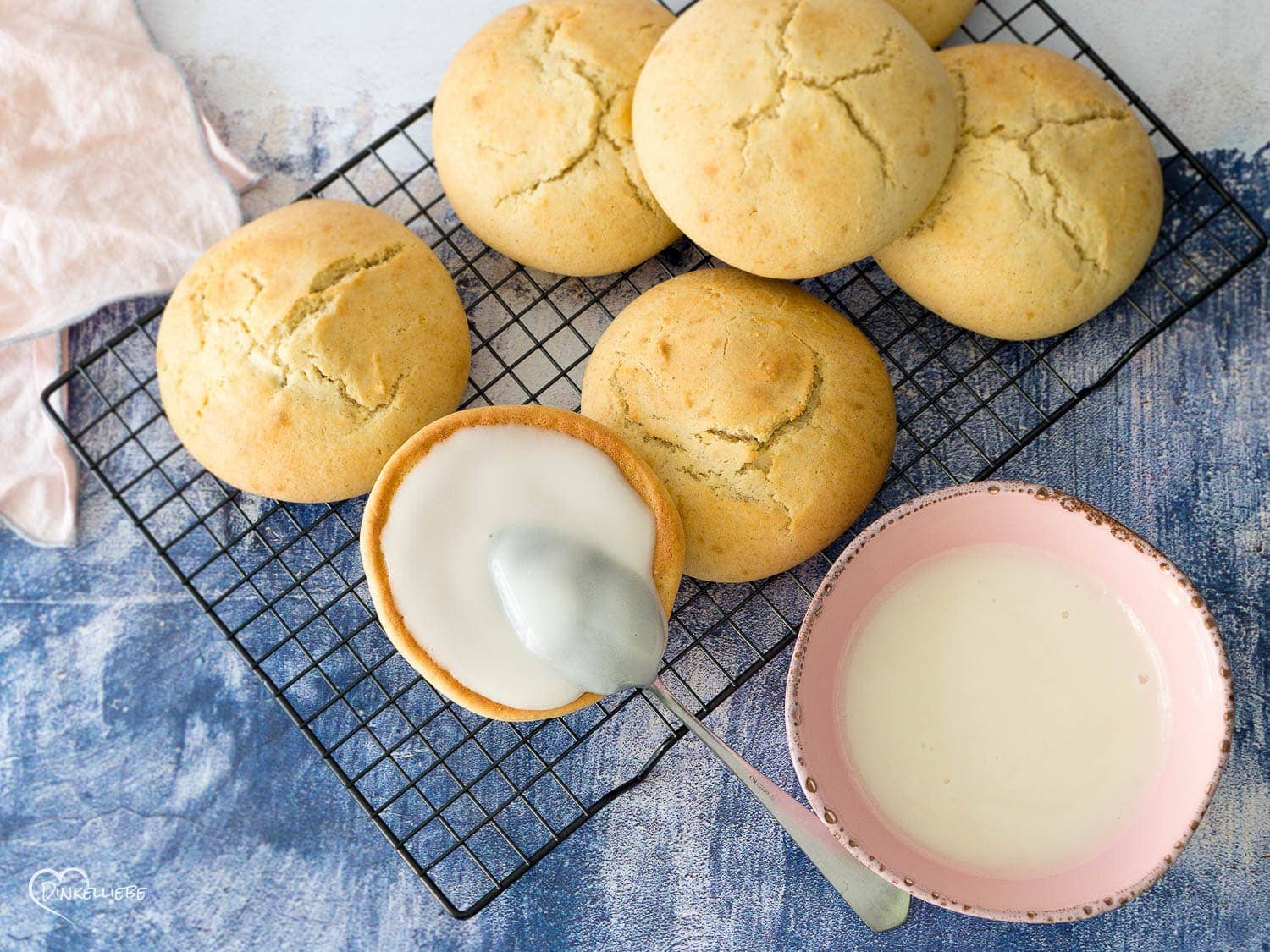 Einfache Dinkel-Amerikaner mit Zuckerguss - Dinkelliebe