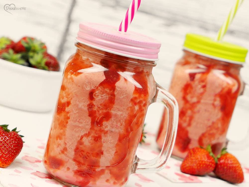 Erdbeer-Joghurt-Frappé - Dinkelliebe