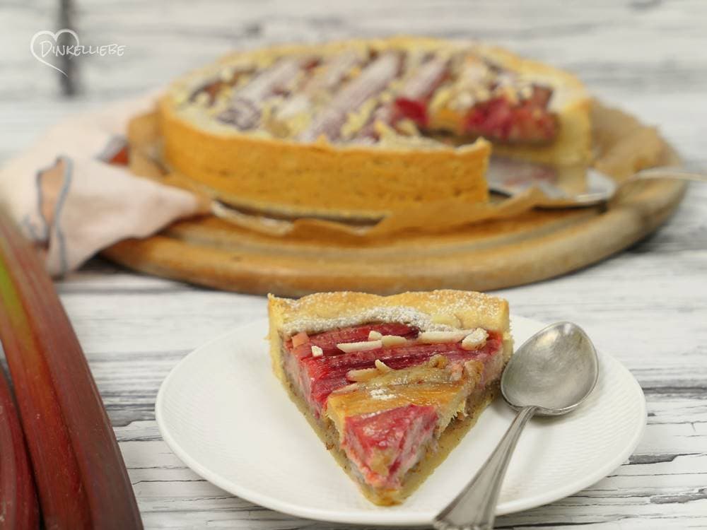 Frangipane Tarte mit Rhabarber