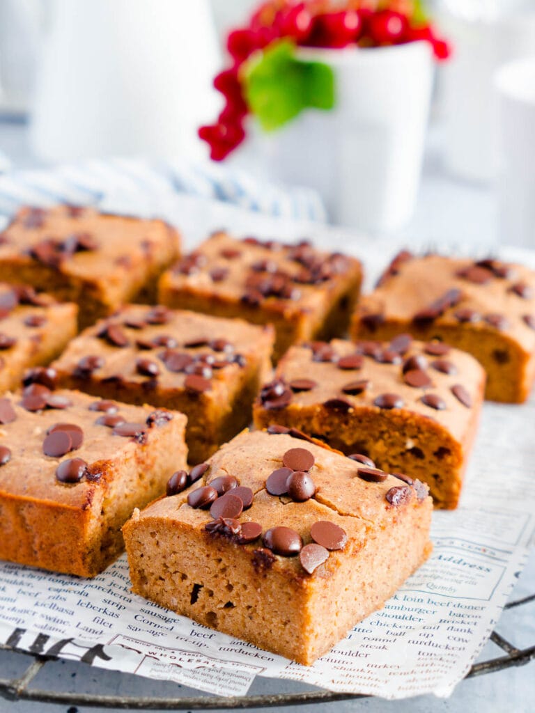 Gesund und proteinreich: Kichererbsen-Blondies ohne Mehl und Zucker ...