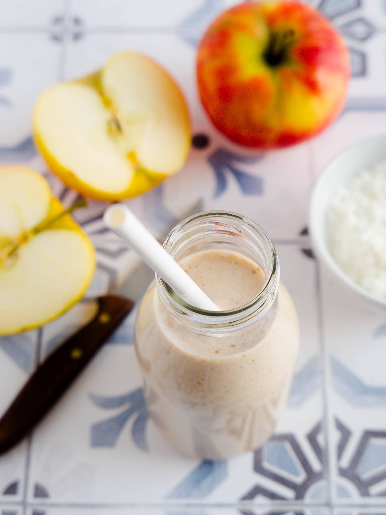 Veganer High Protein Apfelkuchen-Proteinshake - lecker &amp; cremig ...