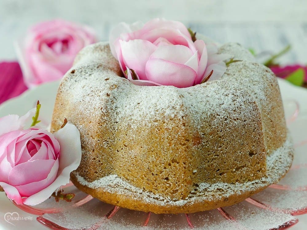 Karottenhupf mit Cheesecakefüllung