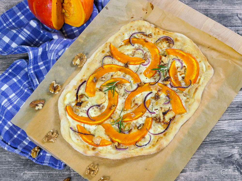 Knusperdünne Flammkuchen - Dinkelliebe