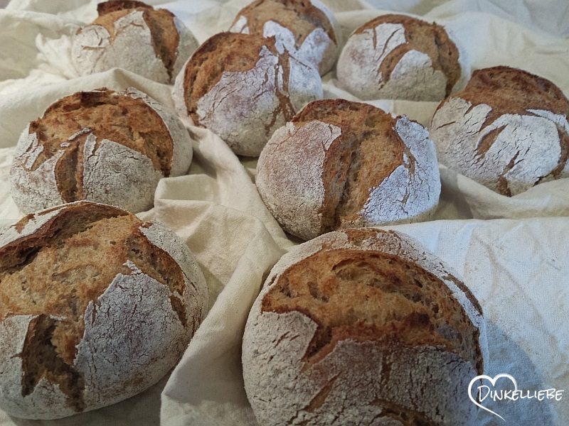 Lichtkornroggen - Dinkel - Brötchen | Dinkelliebe