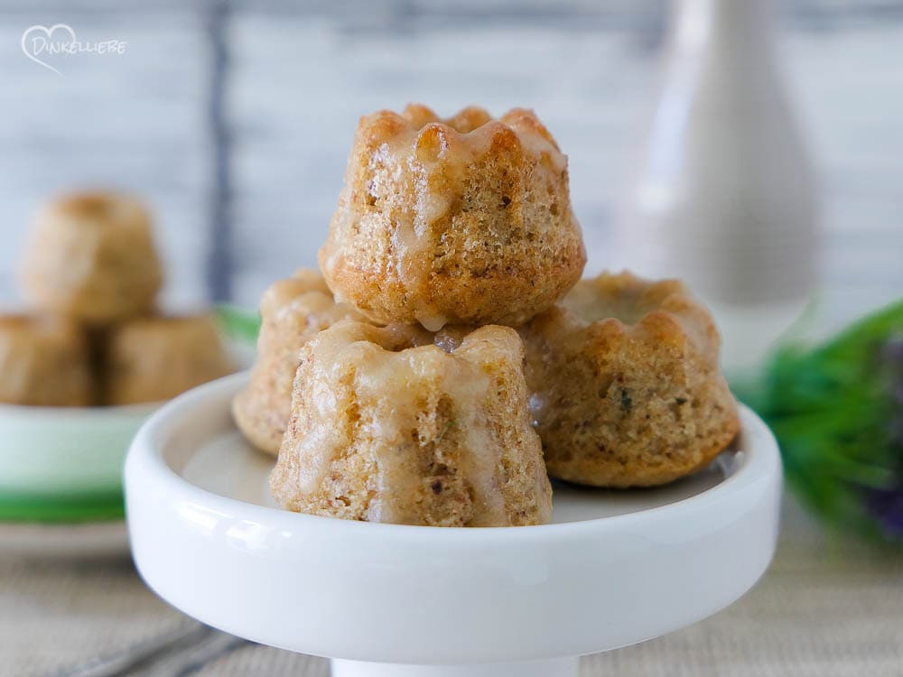 Mediterrane Olivenöl-Minigugelchen mit Orange