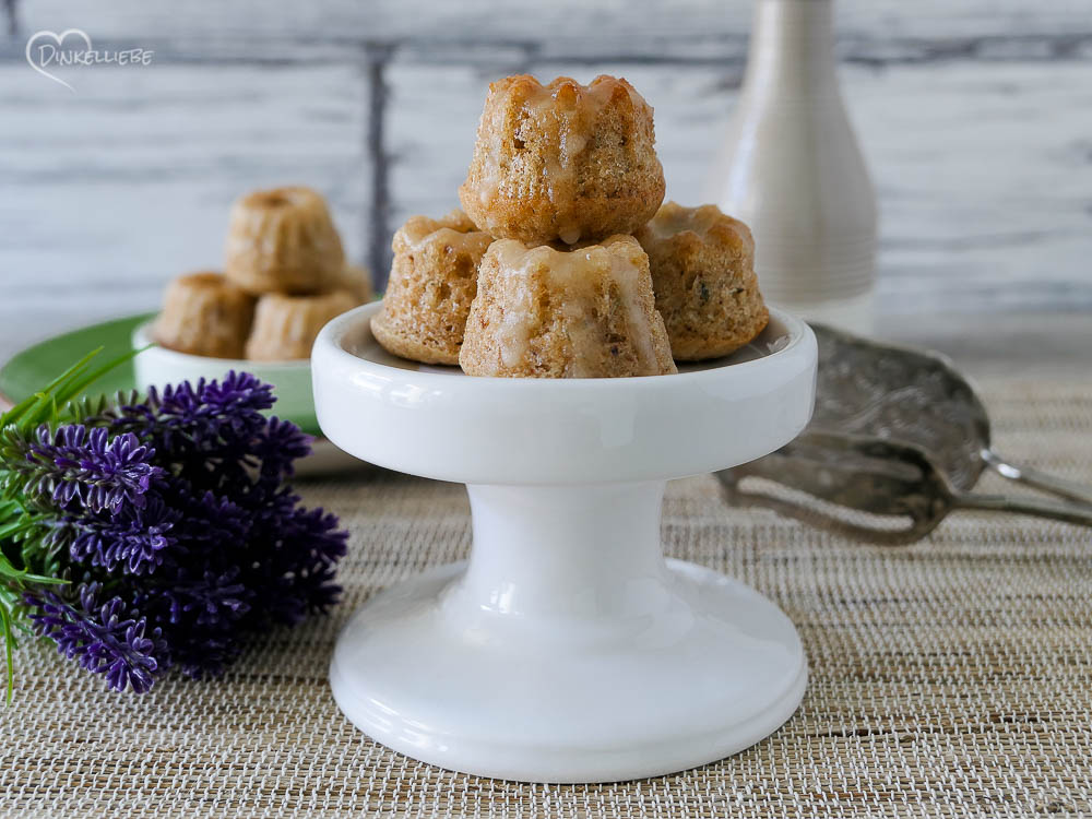 Mediterrane Olivenöl-Minigugelchen mit Orange