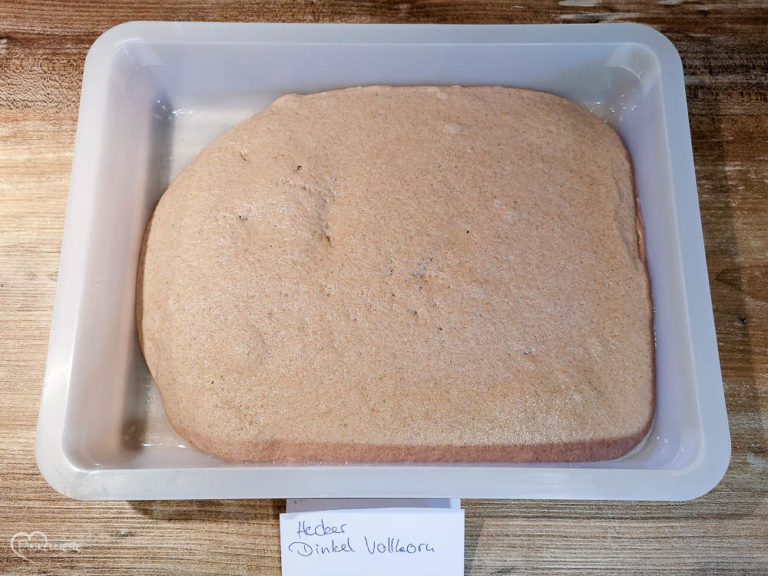 Mehltest Hecker Dinkel Vollkorn + Blue Velvet