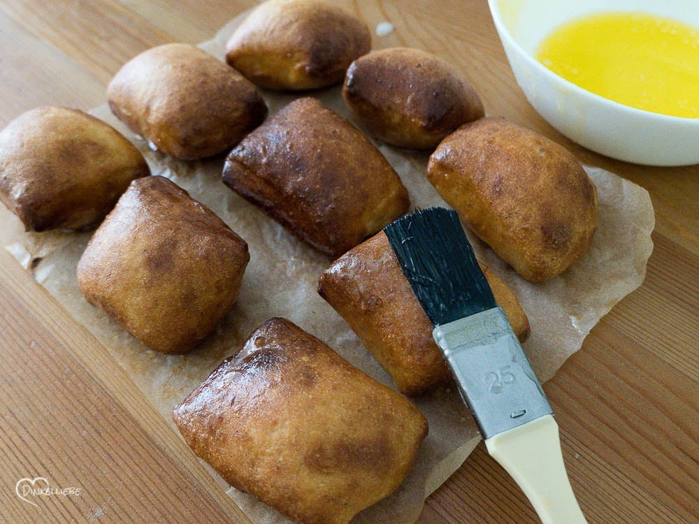 No Knead Orange & Vanilla Beignets Teigbearbeitung