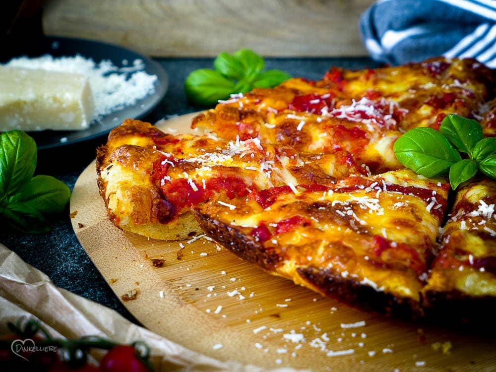 No Knead Pan Pizza