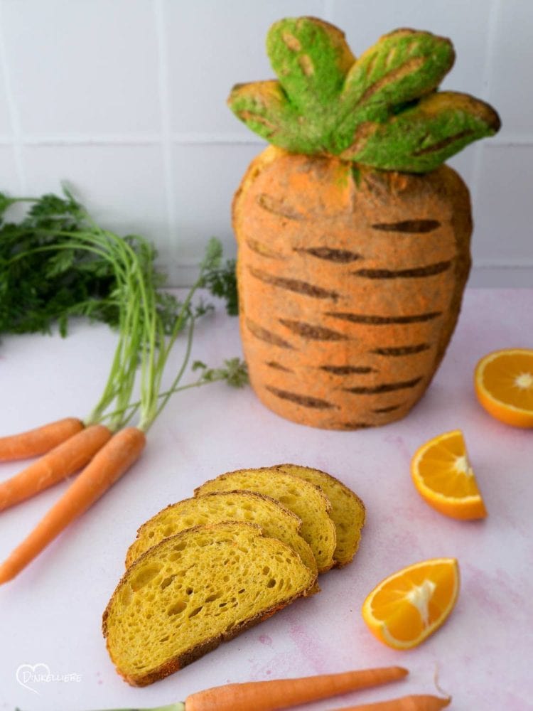Orangen-Karottenbrot