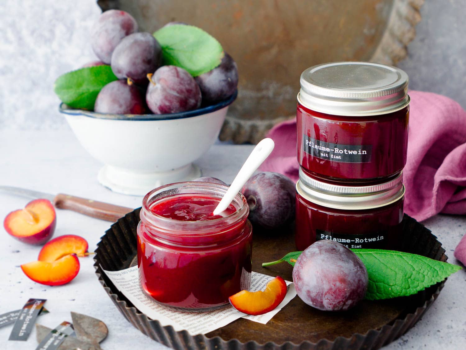 Pflaumen-Rotwein Marmelade mit Zimt - Dinkelliebe