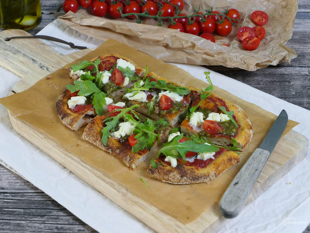 Pinsa Romana - verführerisch knusprig - Dinkelliebe