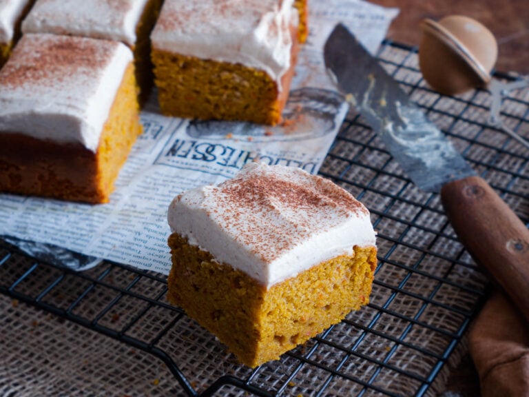 Pumpkin Dream Cake - traumhafter Dinkel Kürbiskuchen