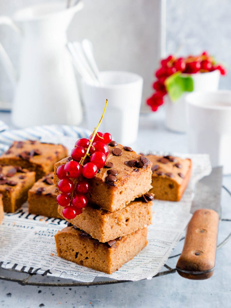 Rezept für gesunde Kichererbsen-Blondies mit viel Protein