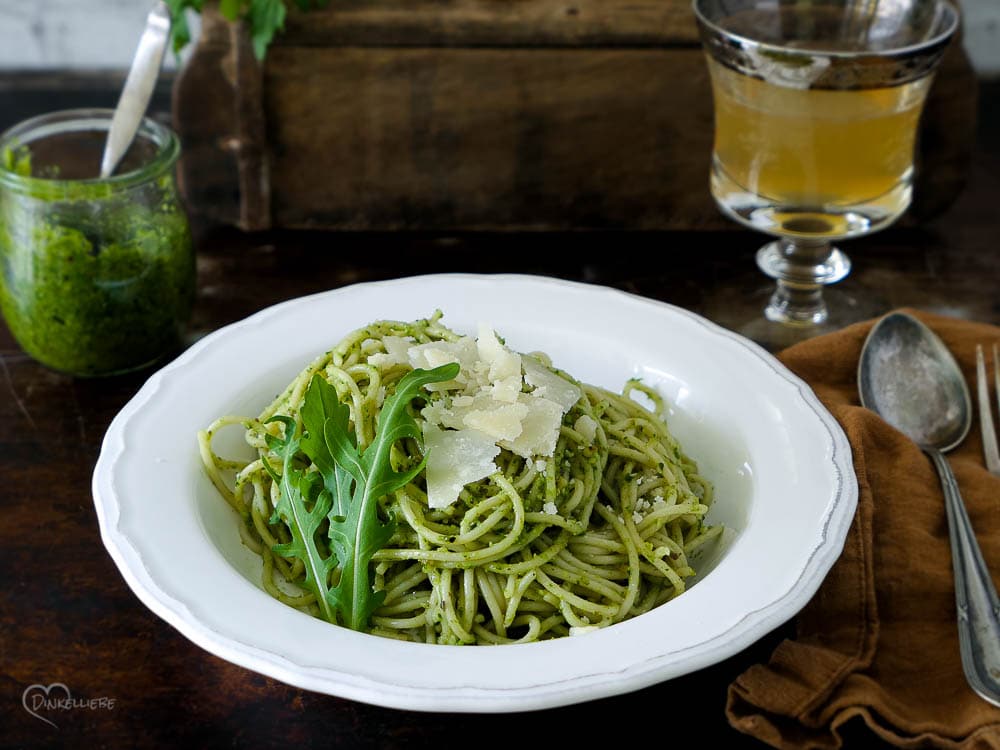 Rucola-Walnuss-Pesto mit Limette