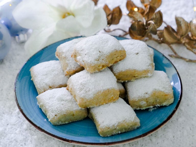 Schnelles Dinkel Stollenkonfekt mit Aprikosen