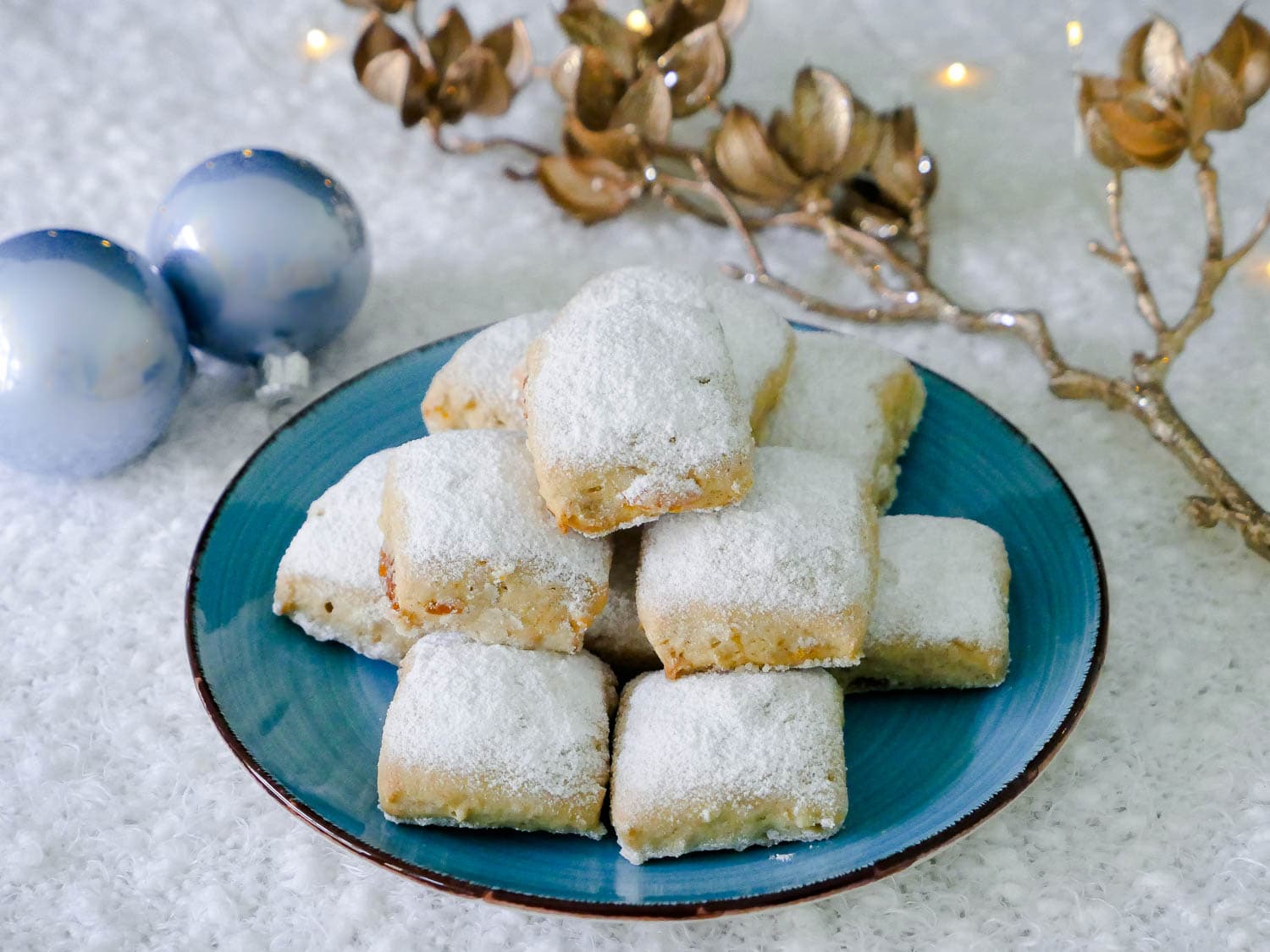 Schnelles Dinkel Stollenkonfekt mit Aprikosen