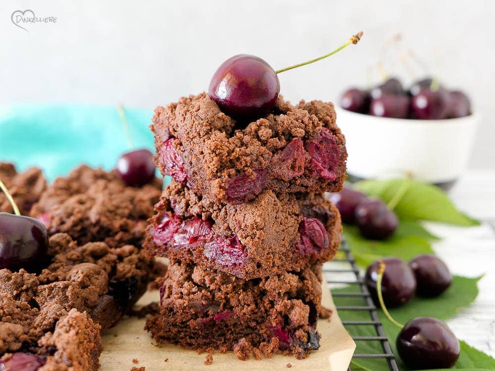 Schoko-Kirschkuchen mit Streuseln - Dinkelliebe