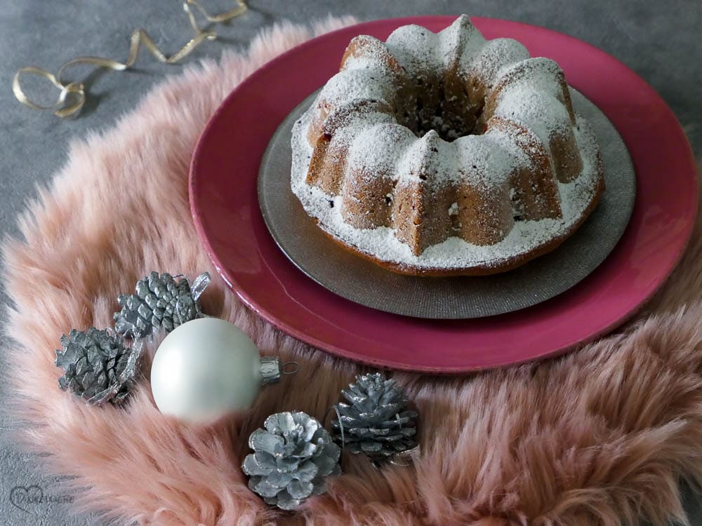 Spekulatiushupf mit frischen Cranberries