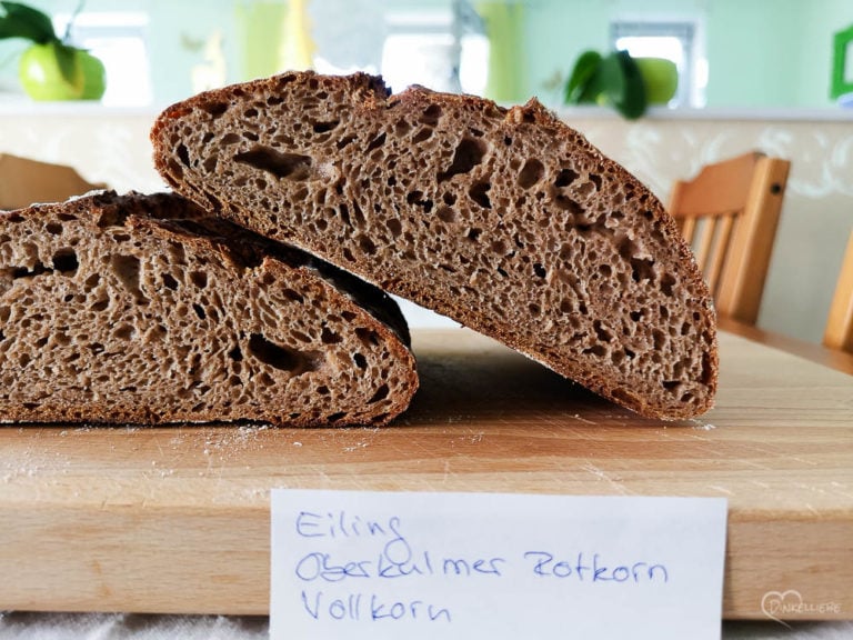 Mehltest Hecker Dinkel Vollkorn + Blue Velvet