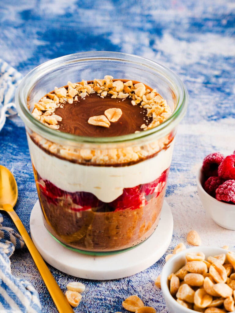 Vegane Schoko-Erdnuss-Proats - Einfaches Rezept für gesundes und proteinreiches Frühstück to go