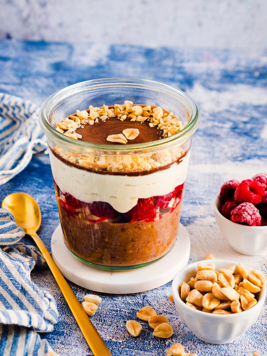 Vegane Schoko-Erdnuss-Proats - Einfaches Rezept für gesundes und proteinreiches Frühstück to go