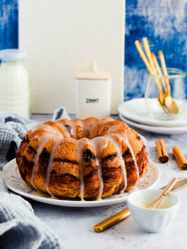 Veganer Zimtswirl-Gugelhupf - schnelles und einfaches Rezept, mit oder ohne Thermomix