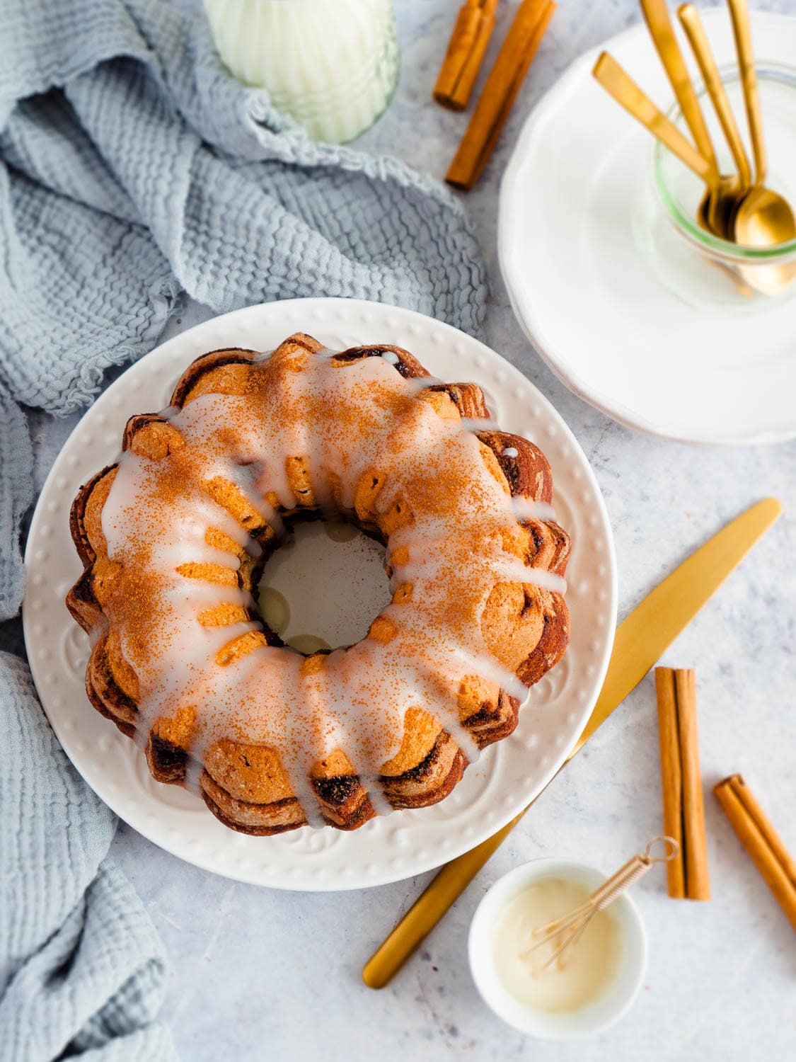 Veganer Zimtswirl-Gugelhupf - schnelles und einfaches Rezept, mit oder ohne Thermomix
