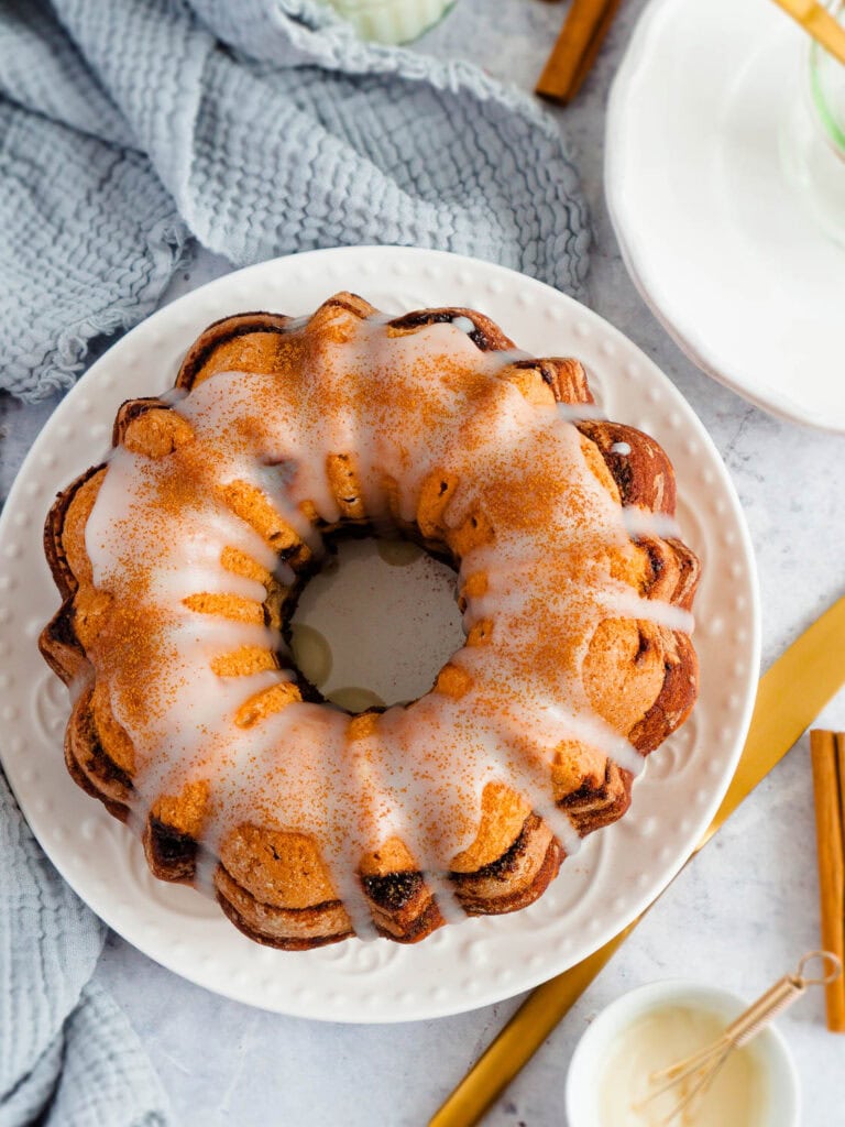 Veganer Zimtswirl-Gugelhupf - schnelles und einfaches Rezept, mit oder ohne Thermomix