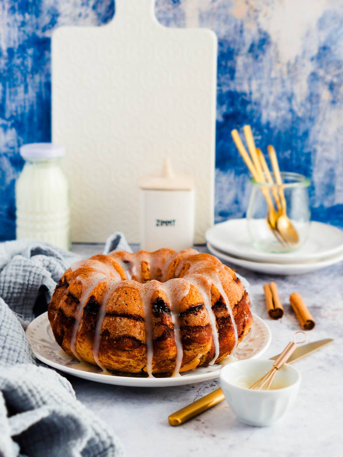 Veganer Zimtswirl-Gugelhupf - schnelles und einfaches Rezept, mit oder ohne Thermomix