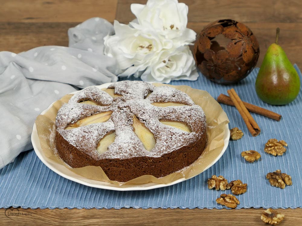 zimtiger Birnen-Walnusskuchen