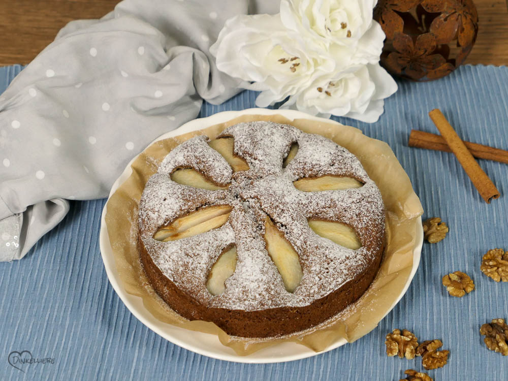 zimtiger Birnen-Walnusskuchen